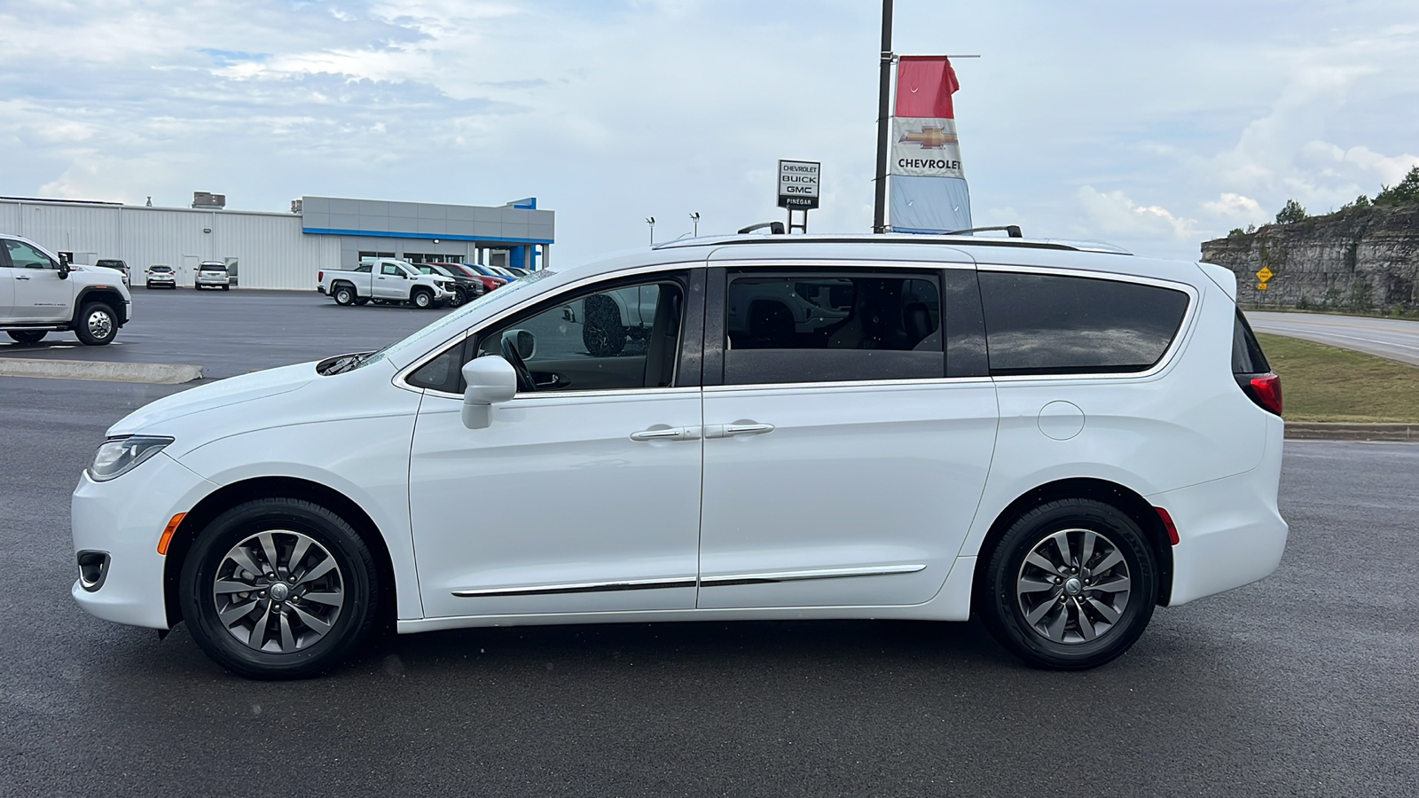 2020 Chrysler Pacifica Touring L Plus 4