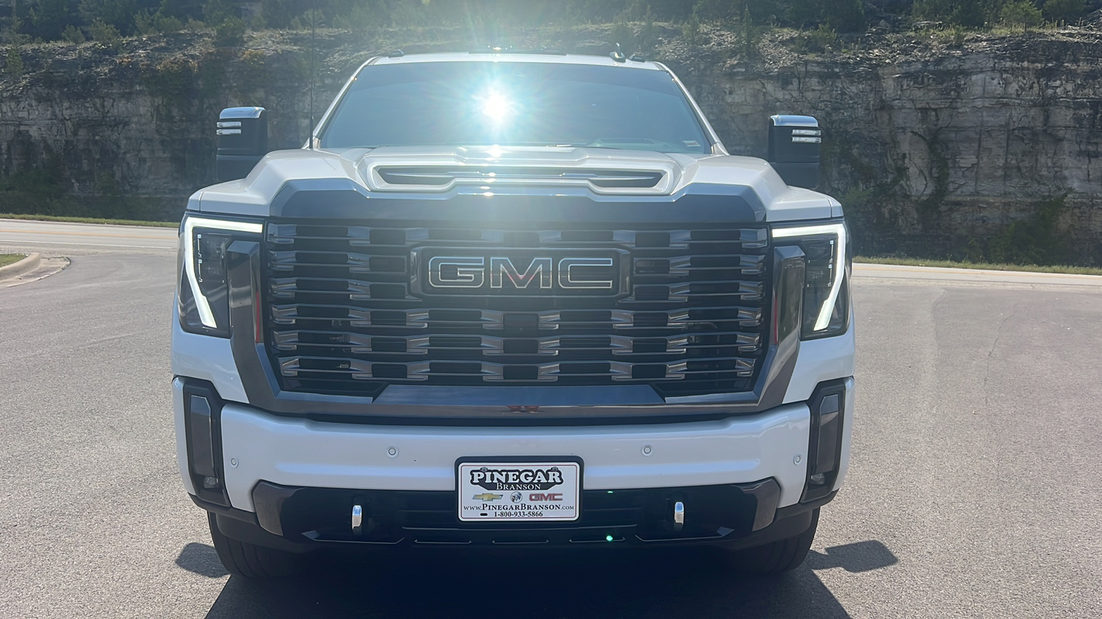 2024 GMC Sierra 2500HD Denali Ultimate 2