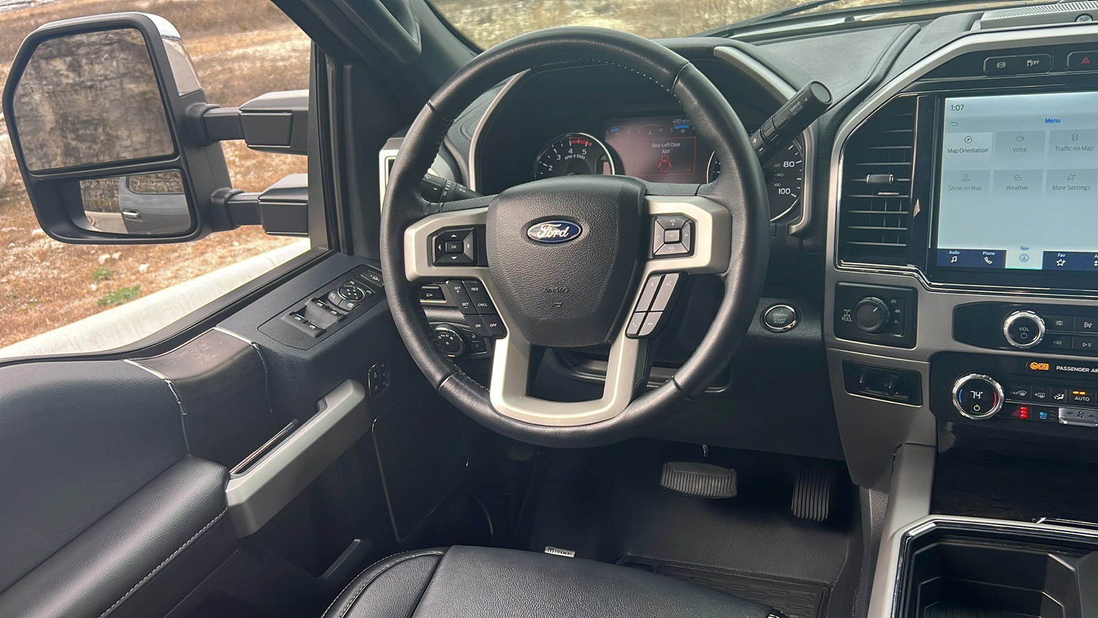 2022 Ford Super Duty F-250 SRW LARIAT 13