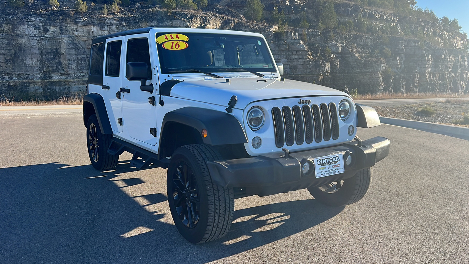 2016 Jeep Wrangler Unlimited Sport 1