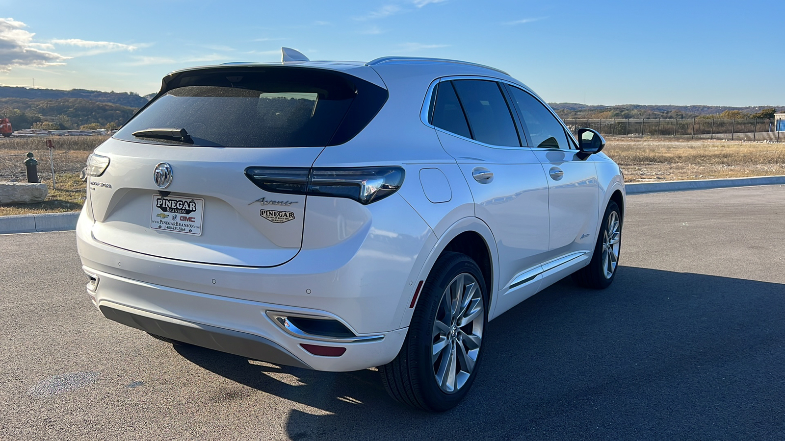 2023 Buick Envision Avenir 8