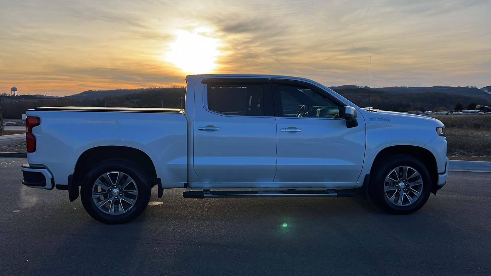 2019 Chevrolet Silverado 1500 High Country 9