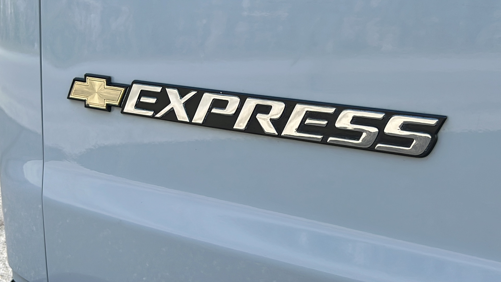 2020 Chevrolet Express Cargo Van  10