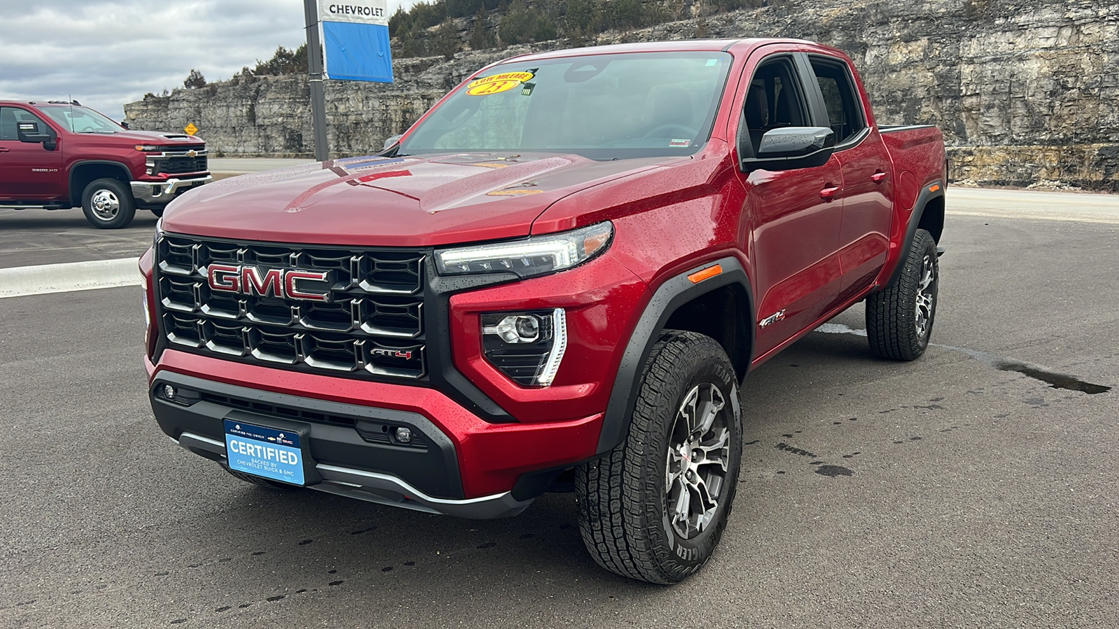 2023 GMC Canyon 4WD AT4 3