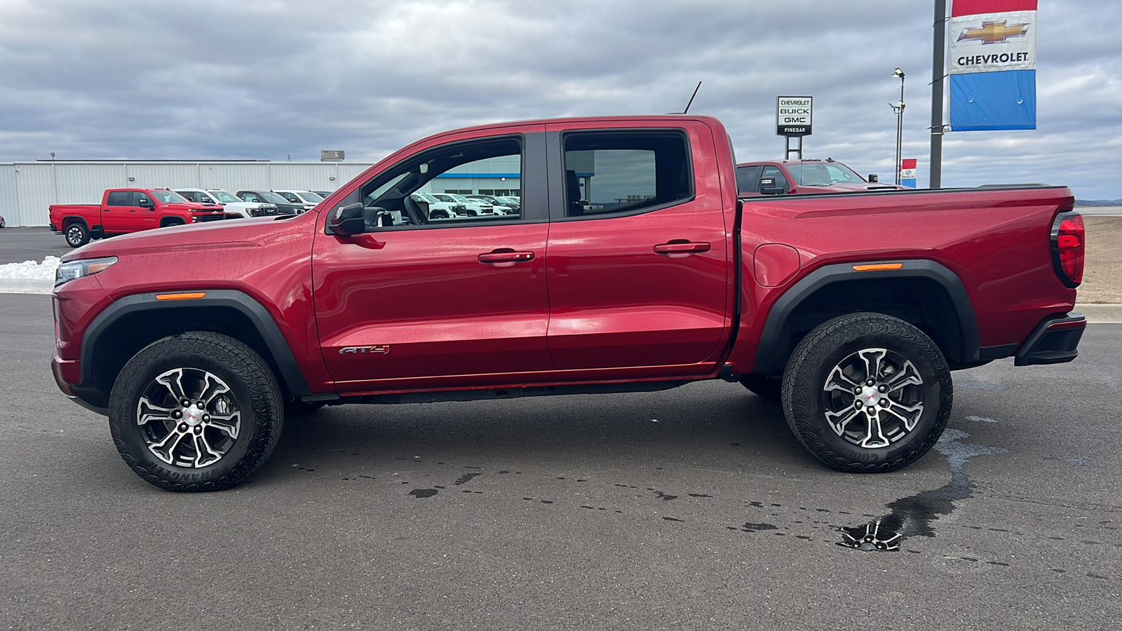 2023 GMC Canyon 4WD AT4 4