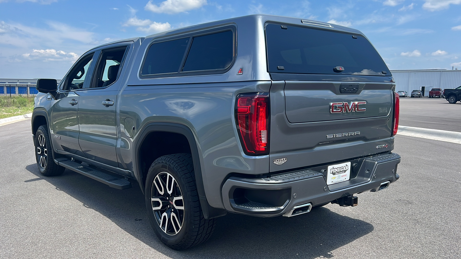 2020 GMC Sierra 1500 AT4 6