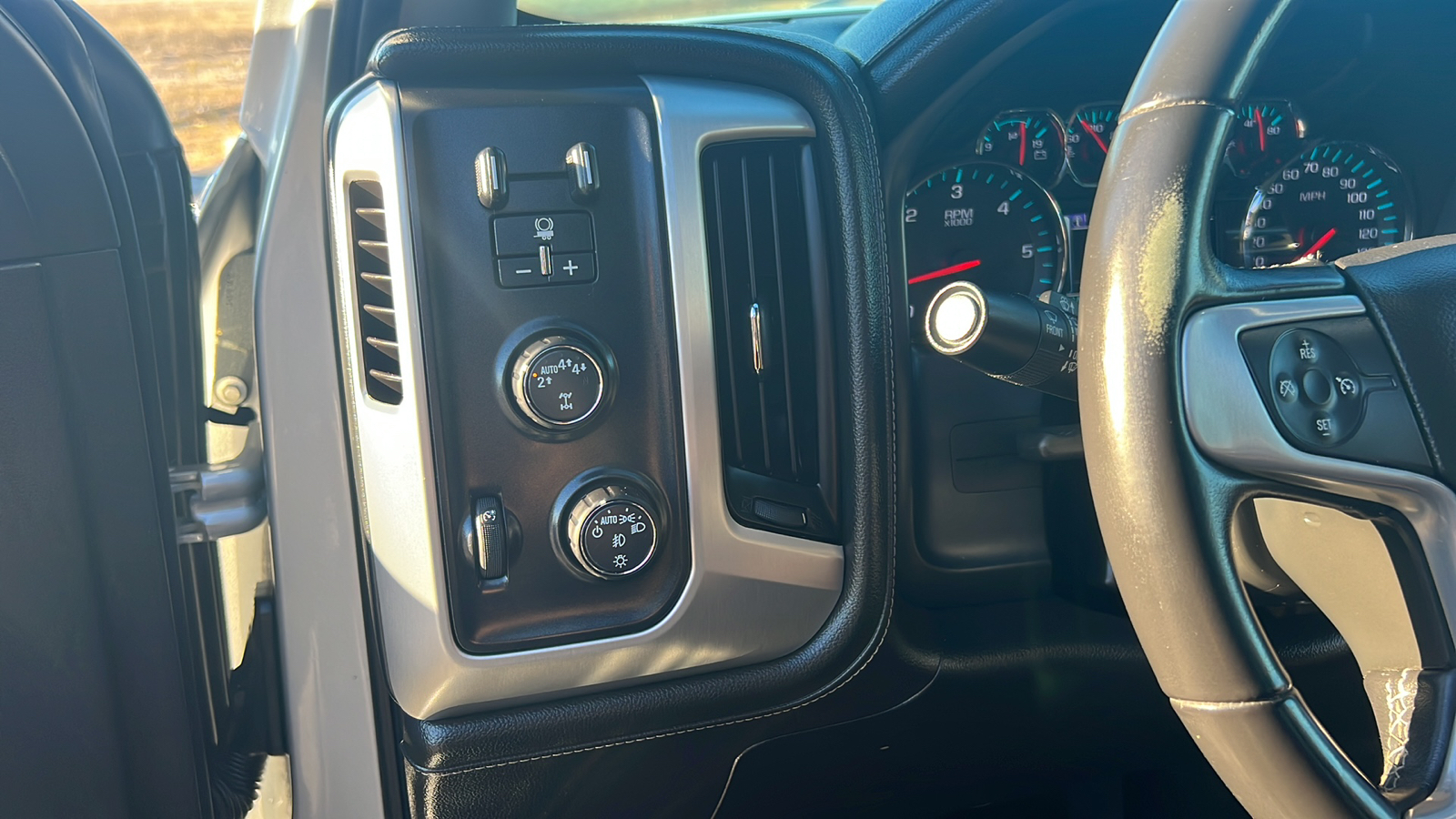 2018 GMC Sierra 1500 SLT 17