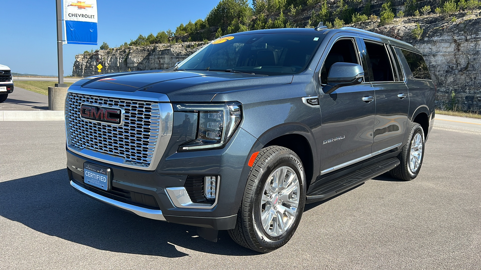 2021 GMC Yukon Denali 3