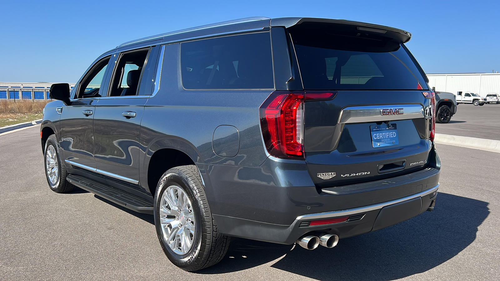 2021 GMC Yukon Denali 6