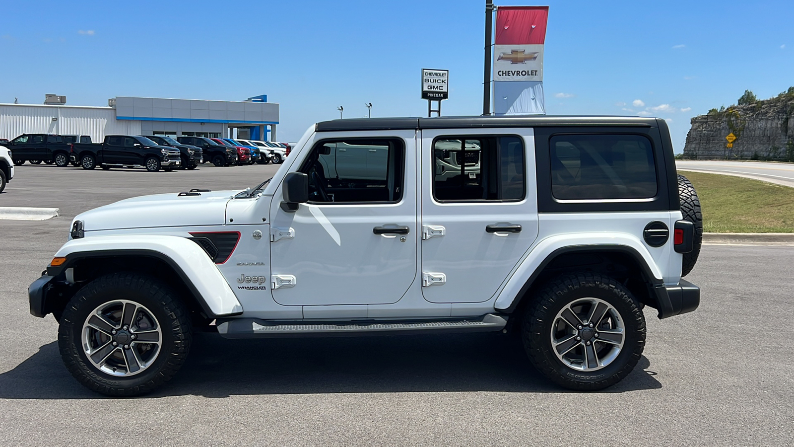 2019 Jeep Wrangler Unlimited Sahara 4