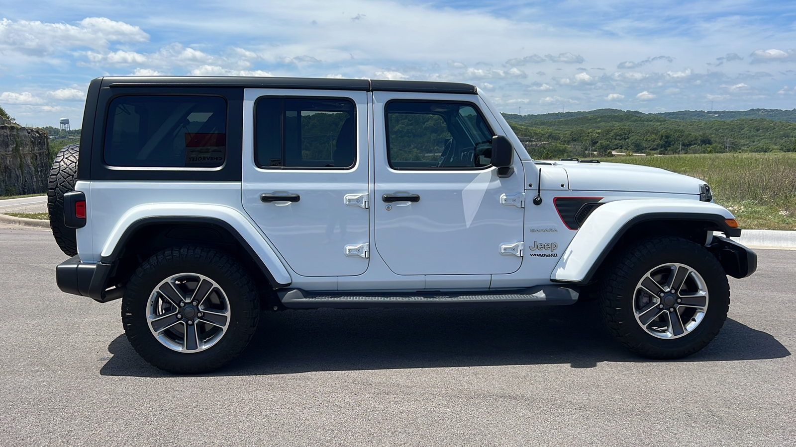 2019 Jeep Wrangler Unlimited Sahara 9