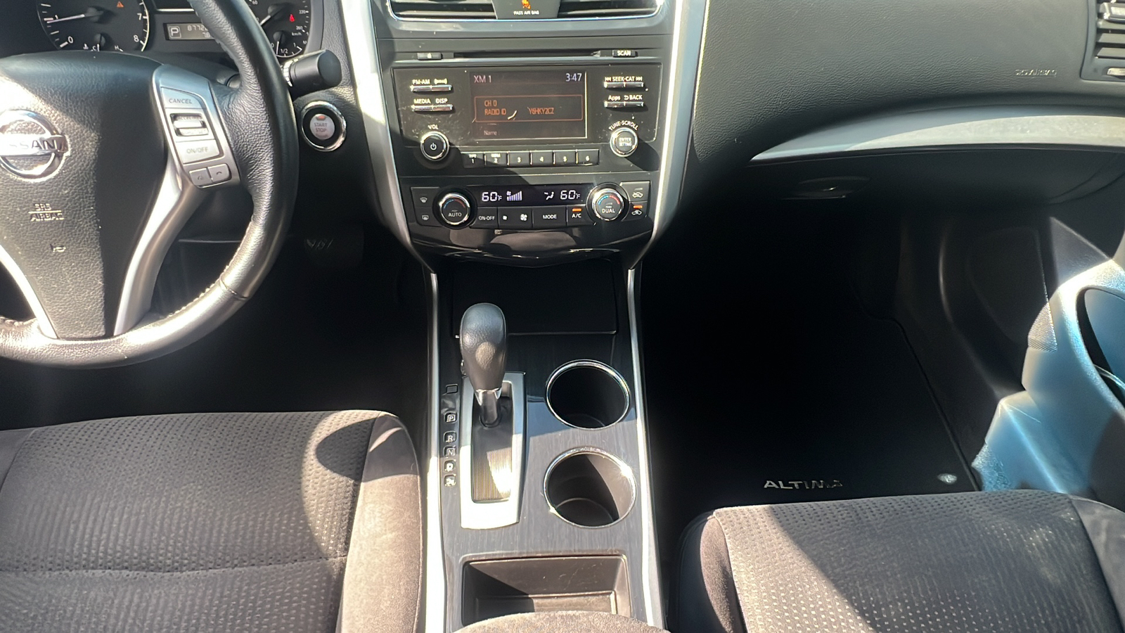 2014 Nissan Altima 2.5 SV 14