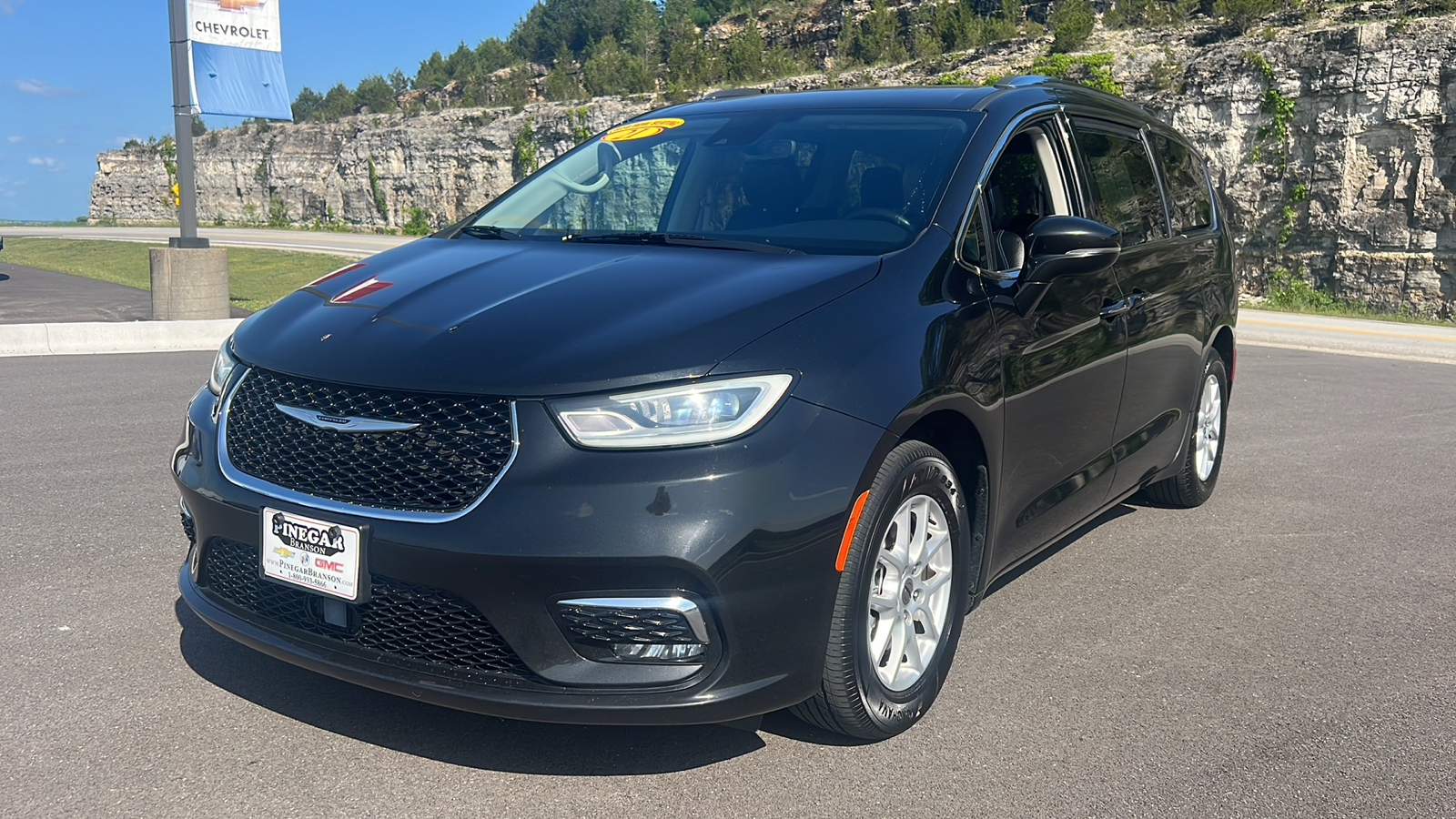 2021 Chrysler Pacifica Touring L 3