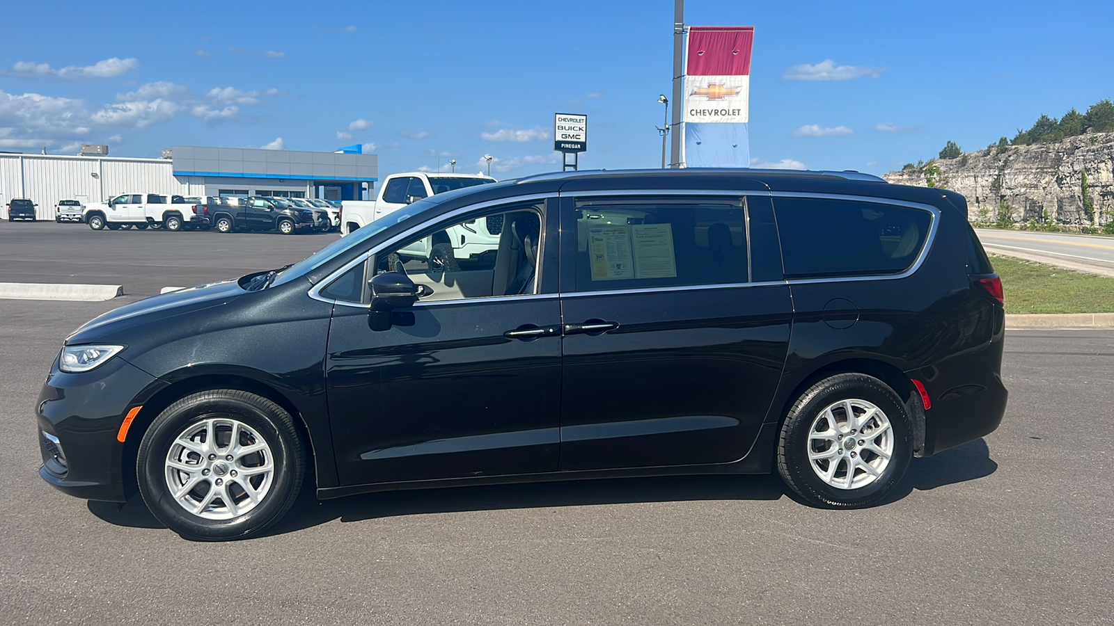 2021 Chrysler Pacifica Touring L 4