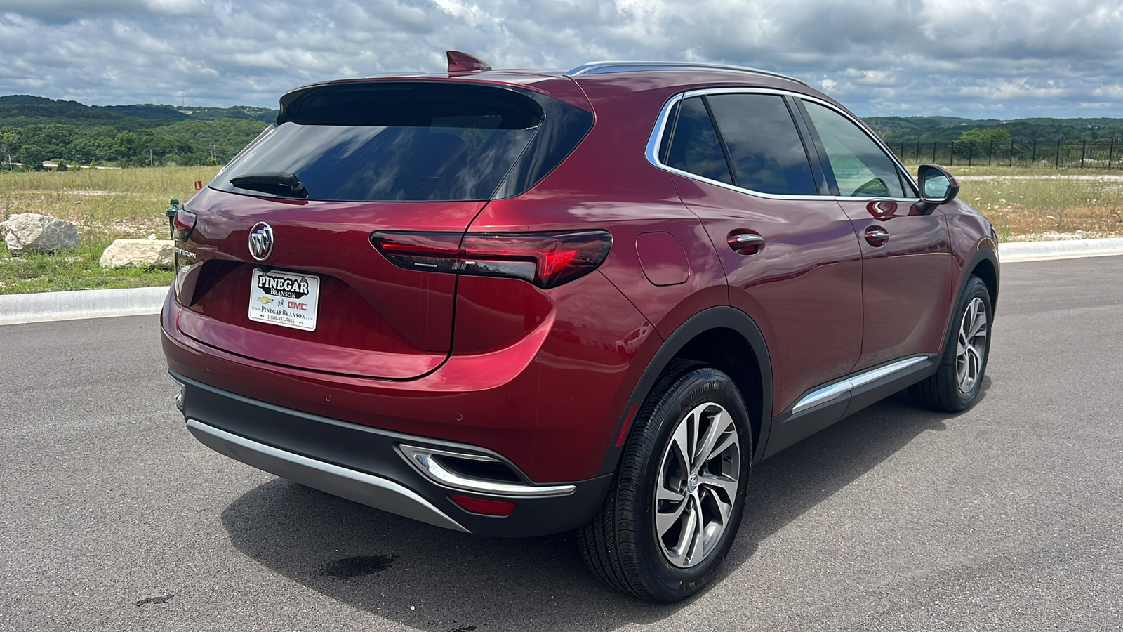 2022 Buick Envision Essence 8
