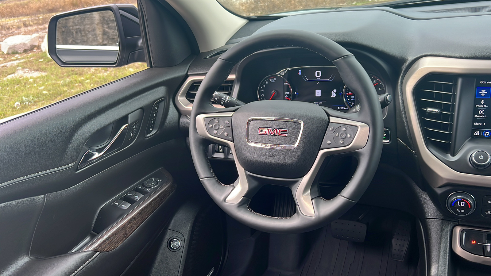 2023 GMC Acadia Denali 15