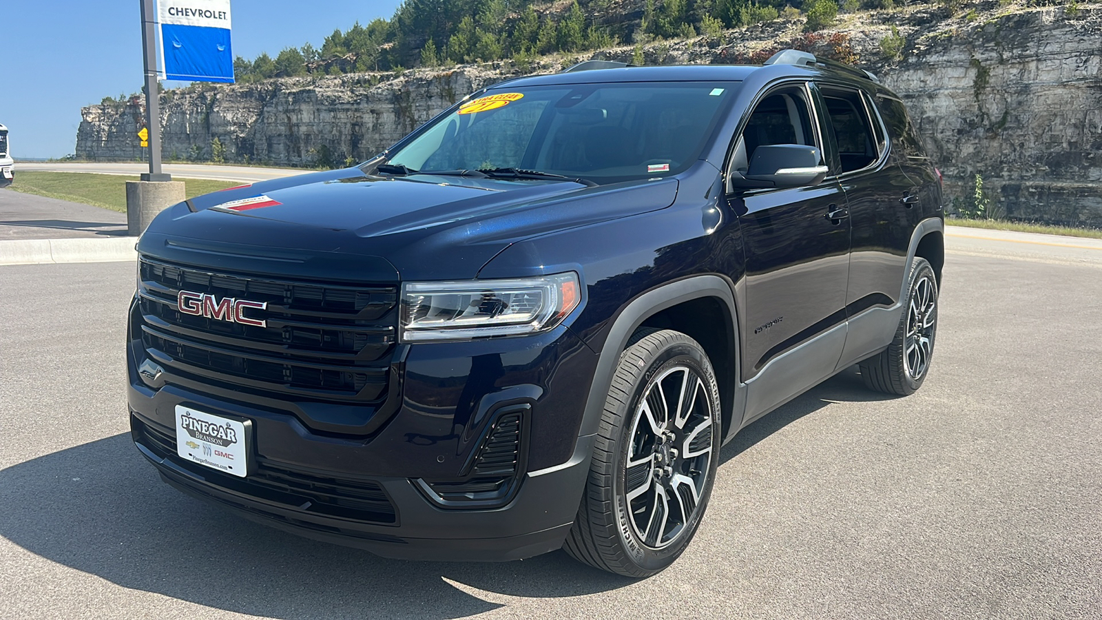 2021 GMC Acadia SLE 3