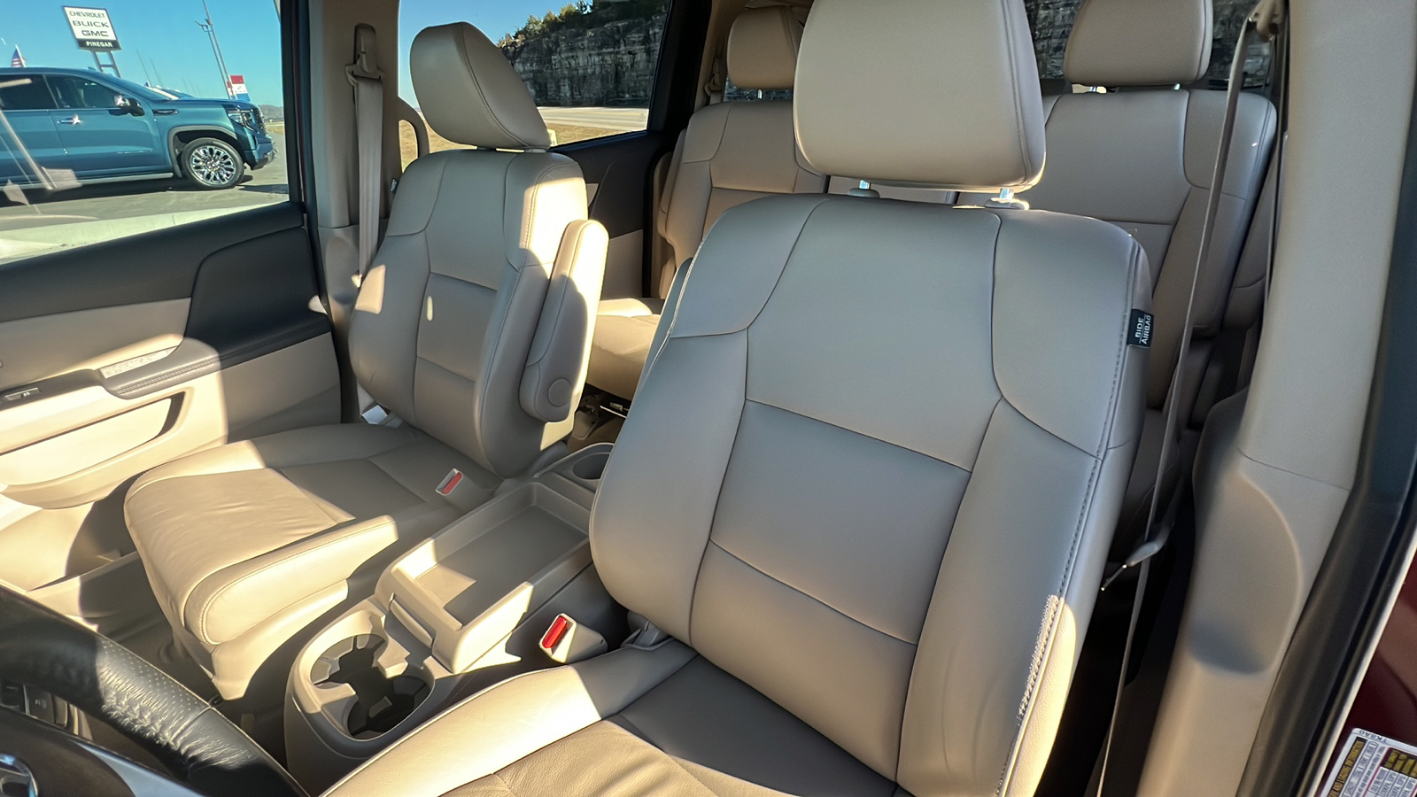 2016 Honda Odyssey EX-L 18