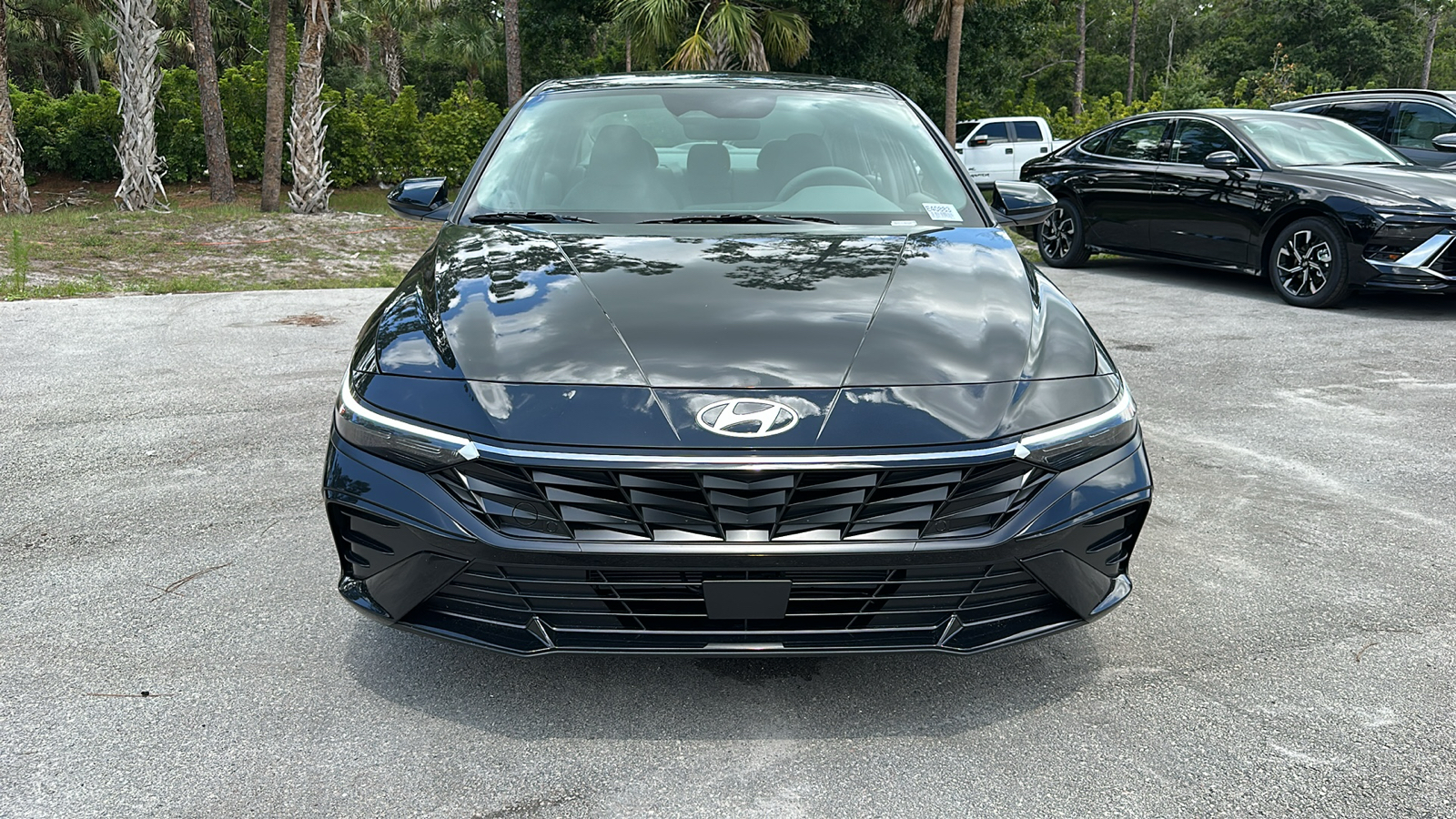 2024 Hyundai Elantra SEL 2