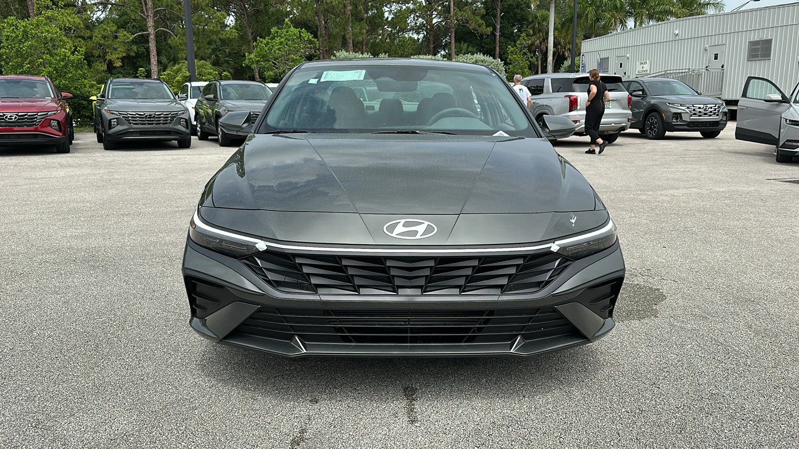 2024 Hyundai Elantra SEL 2