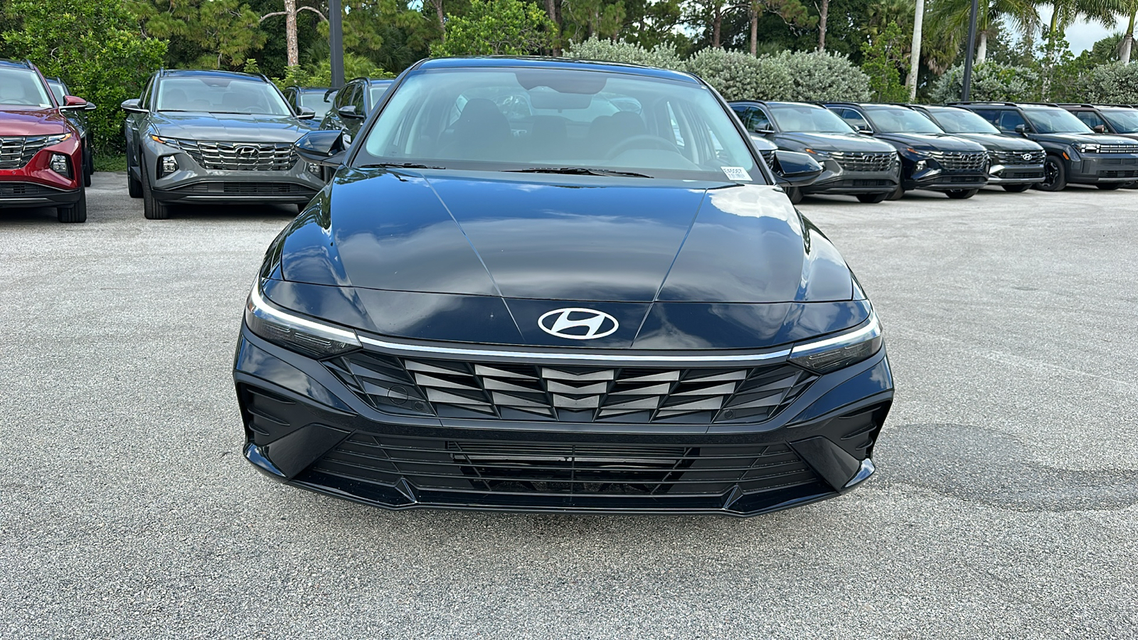 2024 Hyundai Elantra SEL 2