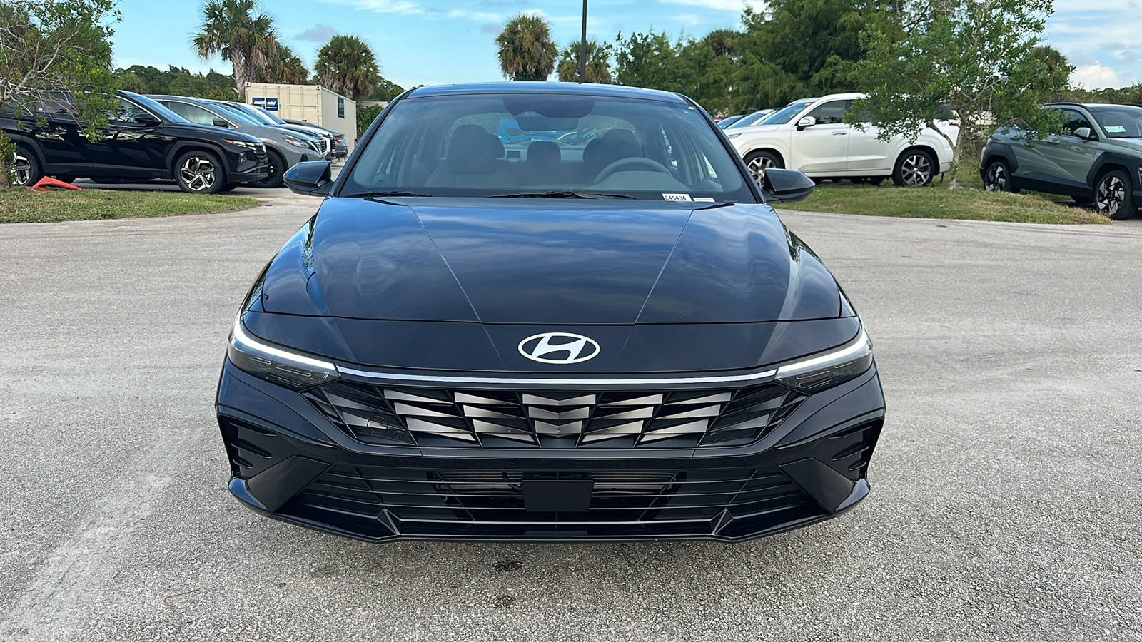 2024 Hyundai Elantra SEL 2