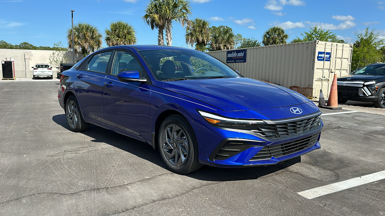 2024 Hyundai Elantra Hybrid Blue 1