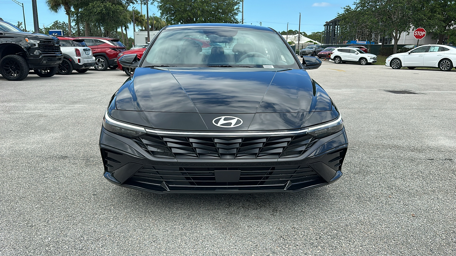 2024 Hyundai Elantra SEL 2