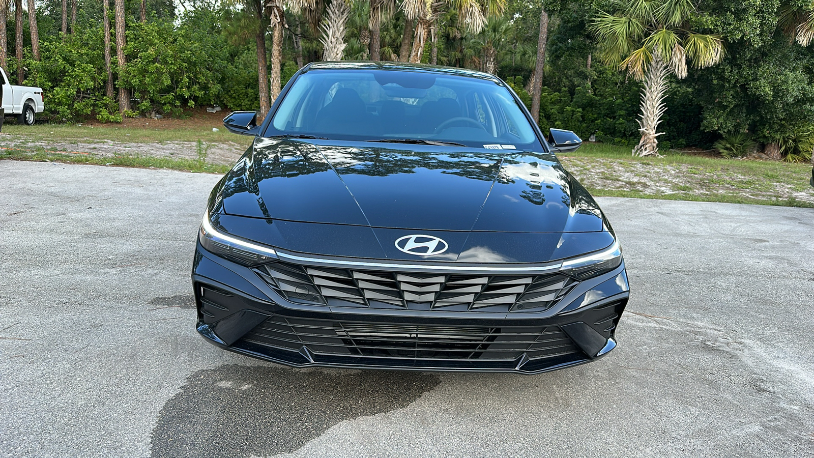 2024 Hyundai Elantra SEL 2