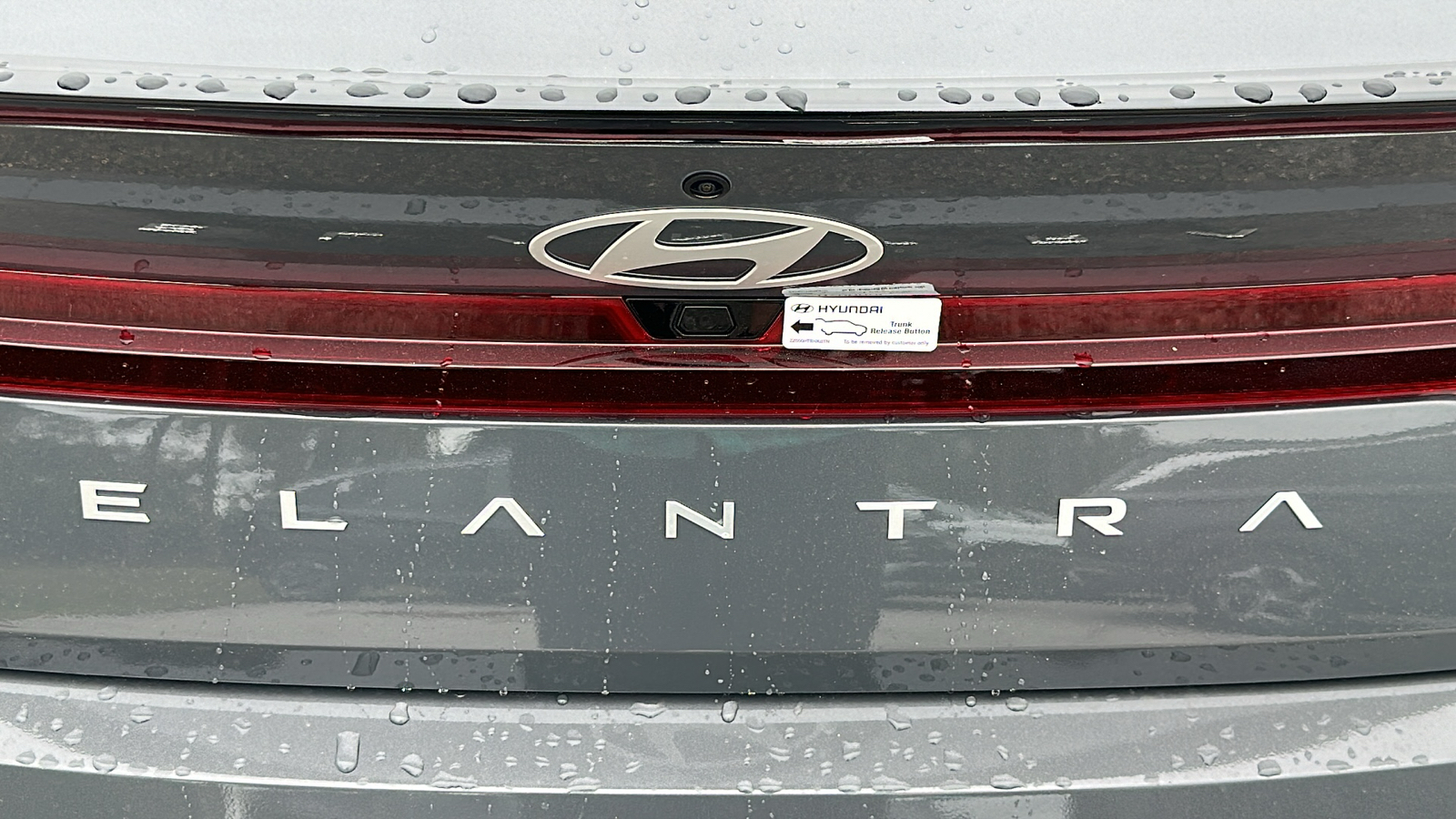 2025 Hyundai Elantra SEL 9