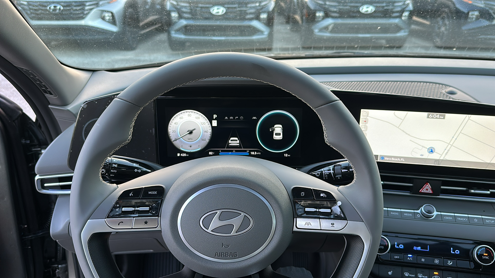 2025 Hyundai Elantra SEL 17