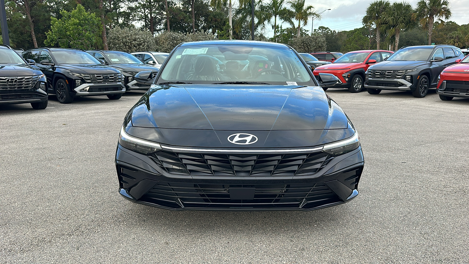 2025 Hyundai Elantra SEL 2