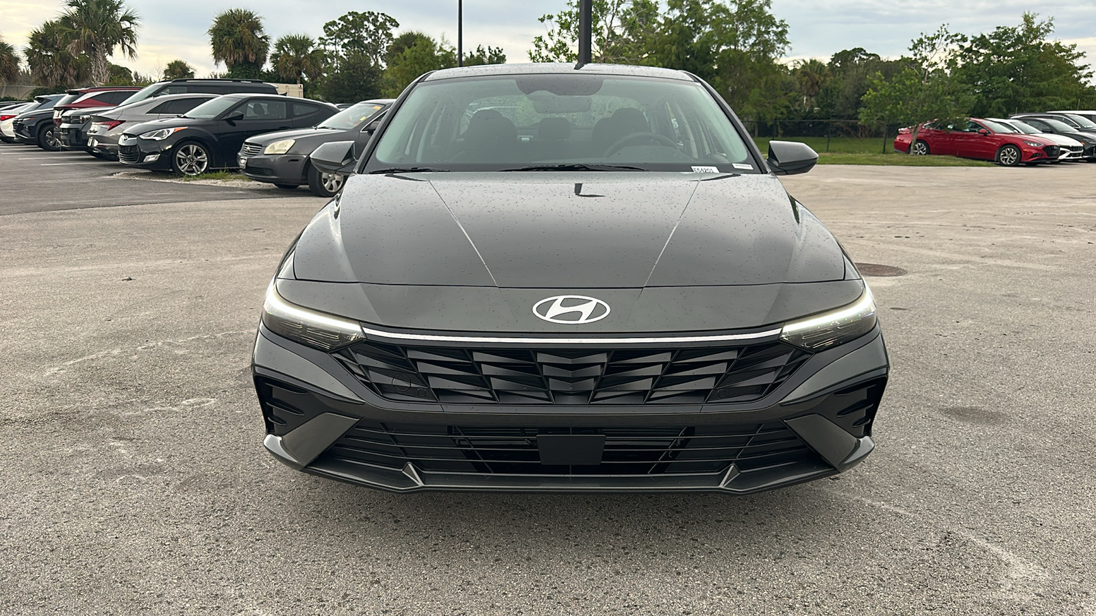 2025 Hyundai Elantra SEL 2