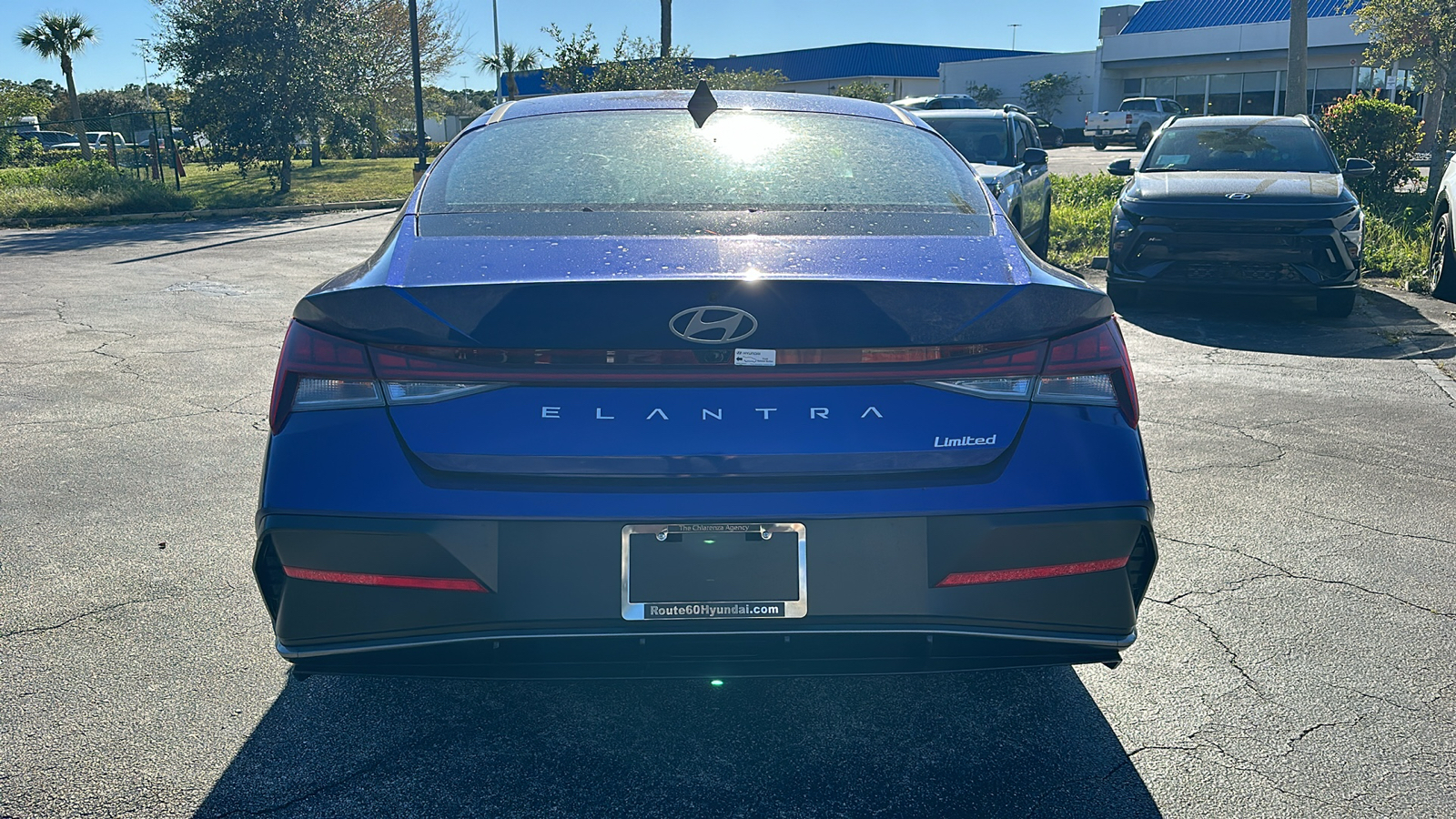 2025 Hyundai Elantra Limited 6