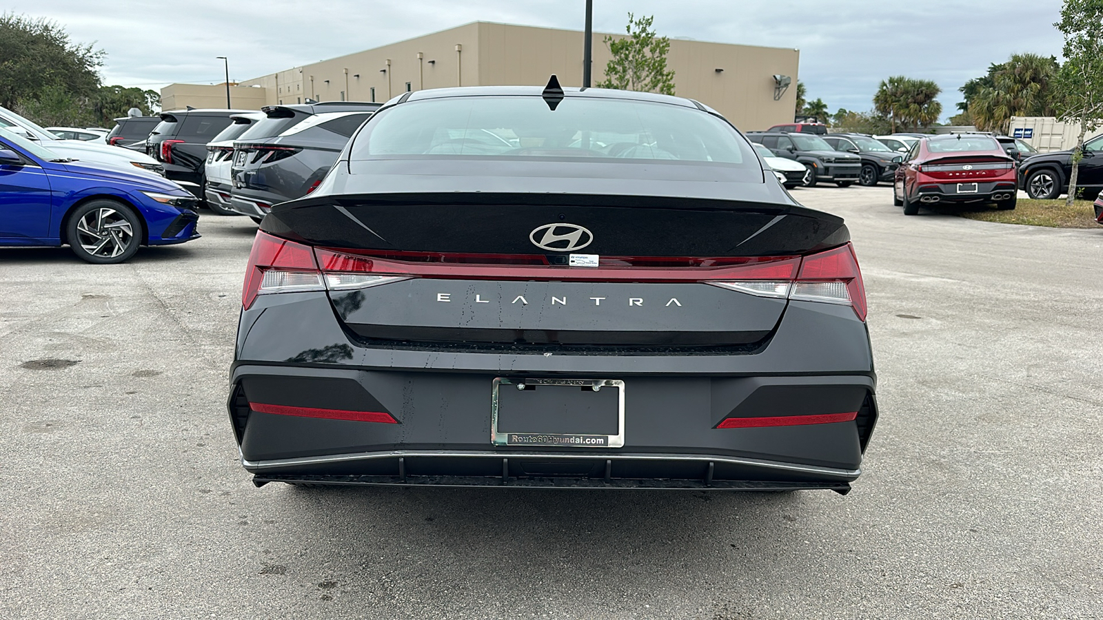 2025 Hyundai Elantra SEL 6