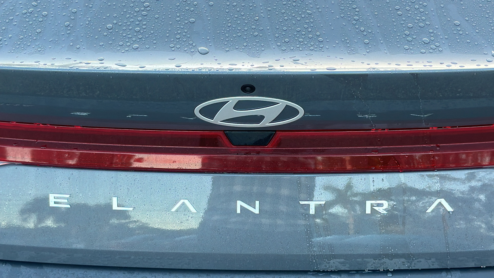 2025 Hyundai Elantra SE 9