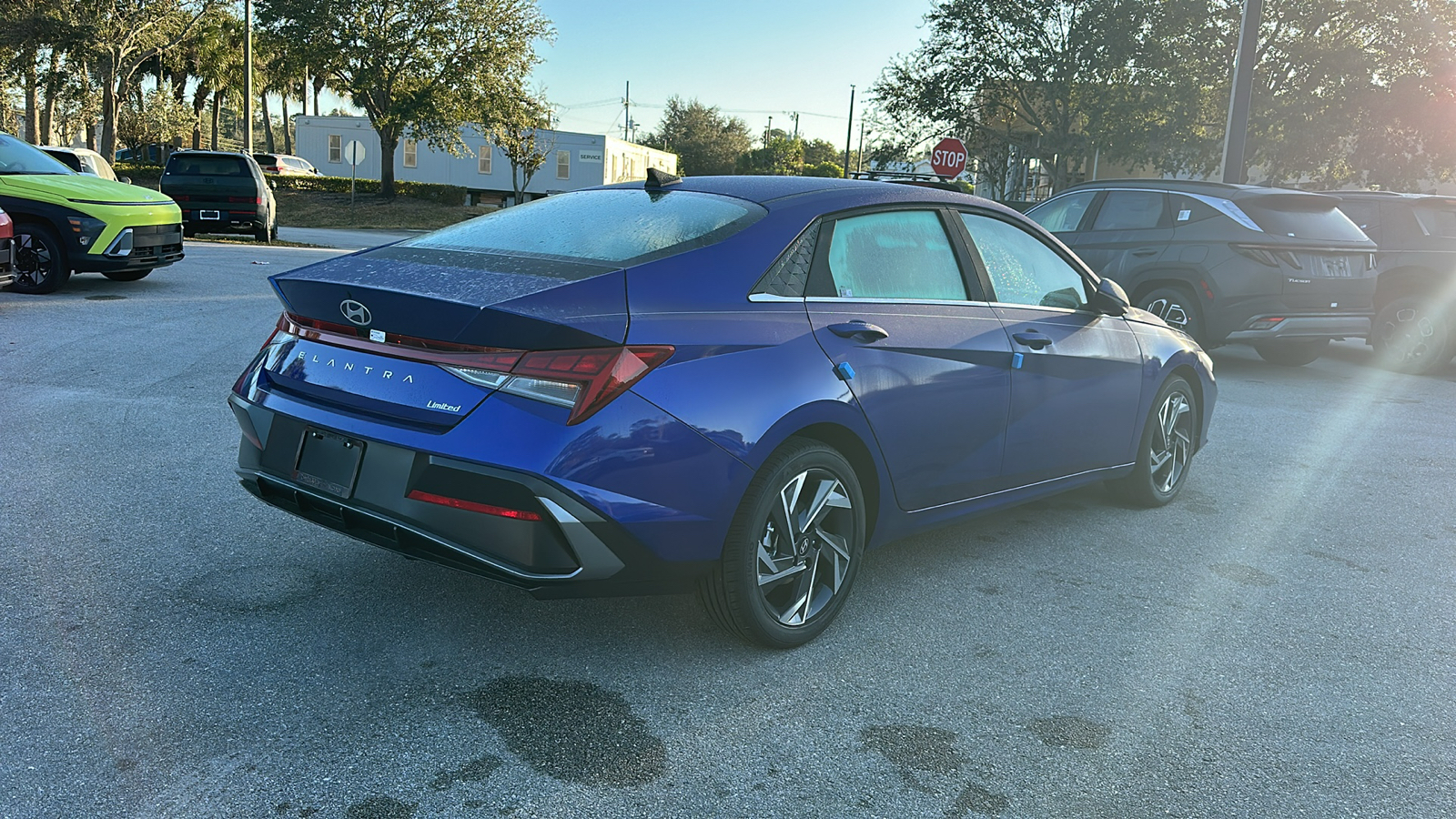 2025 Hyundai Elantra Limited 7