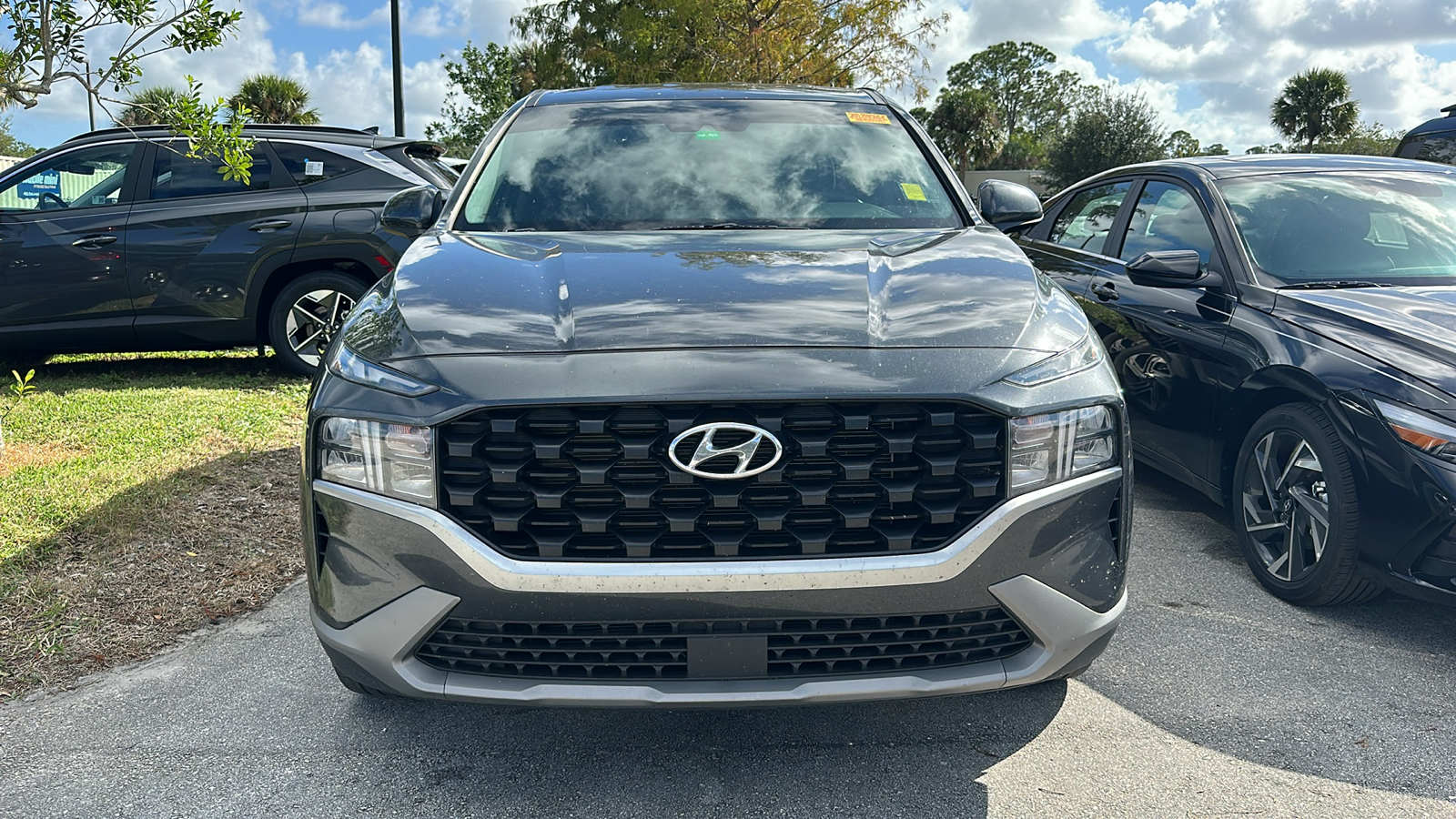 2023 Hyundai Santa Fe SE 2