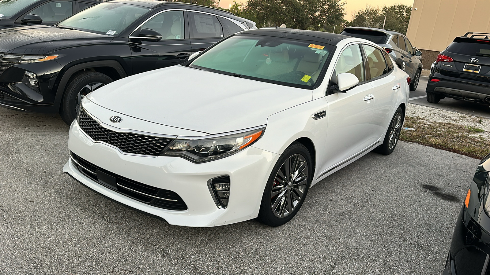 2018 Kia Optima SX 3