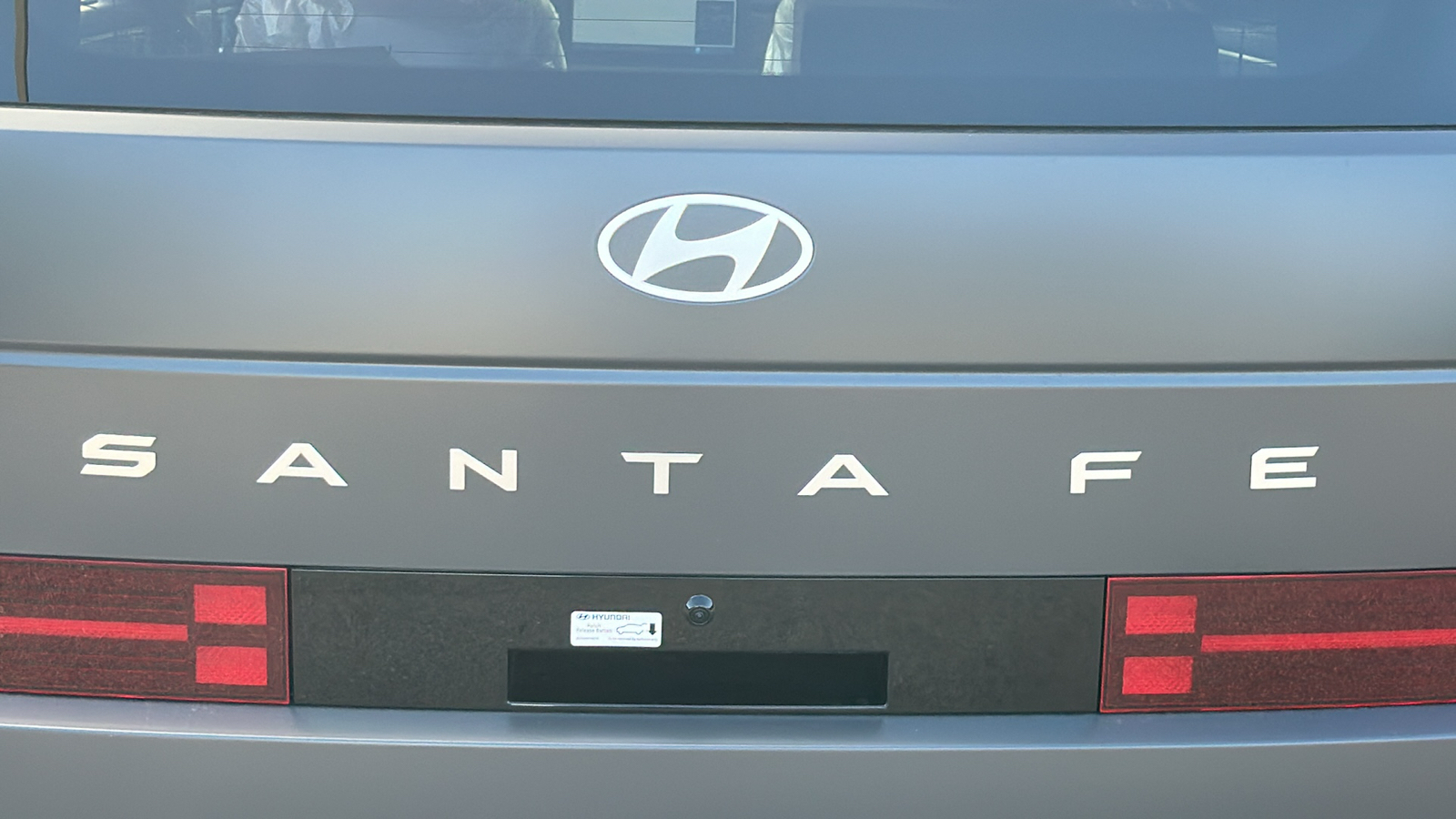 2025 Hyundai Santa Fe Hybrid Limited 9