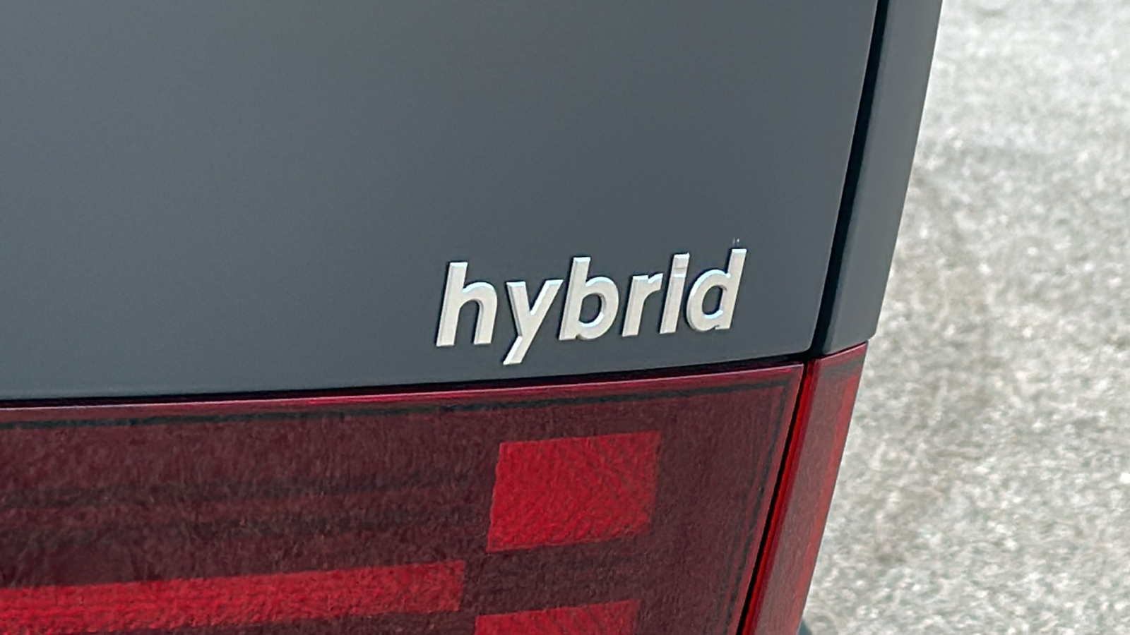 2025 Hyundai Santa Fe Hybrid Limited 10