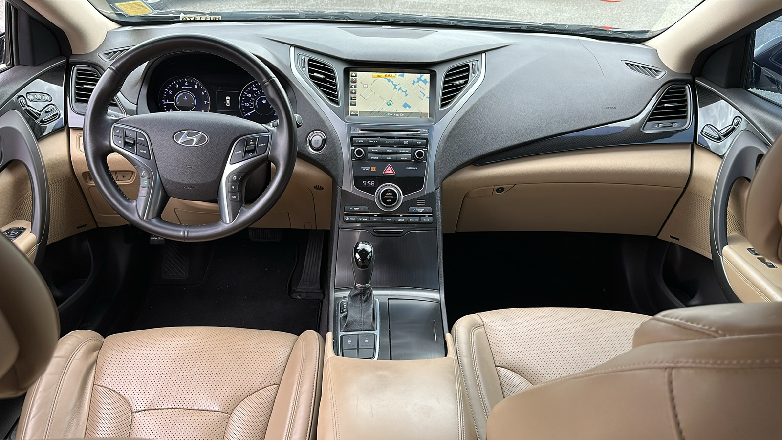 2016 Hyundai Azera  12
