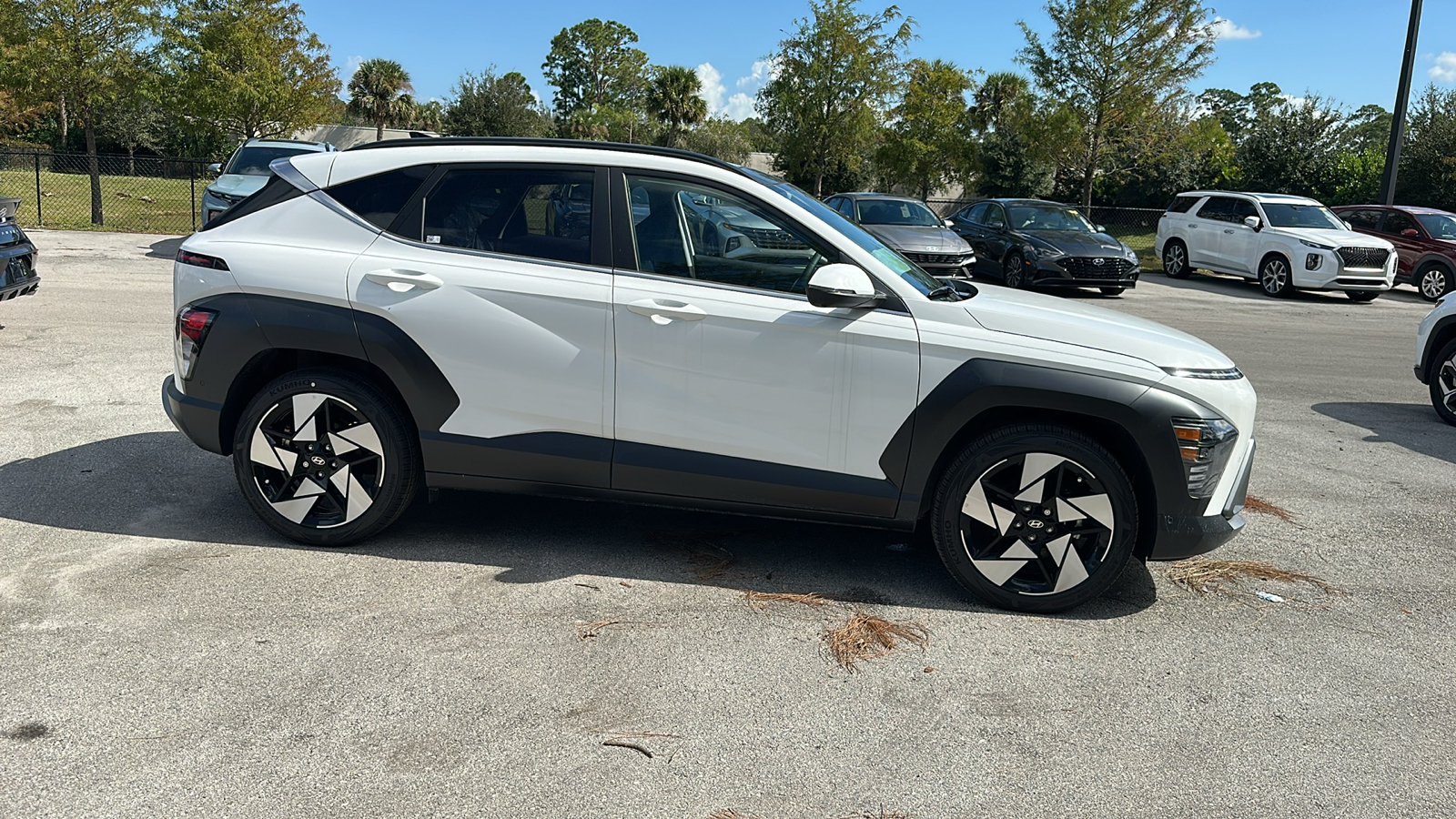 2024 Hyundai Kona Limited 8