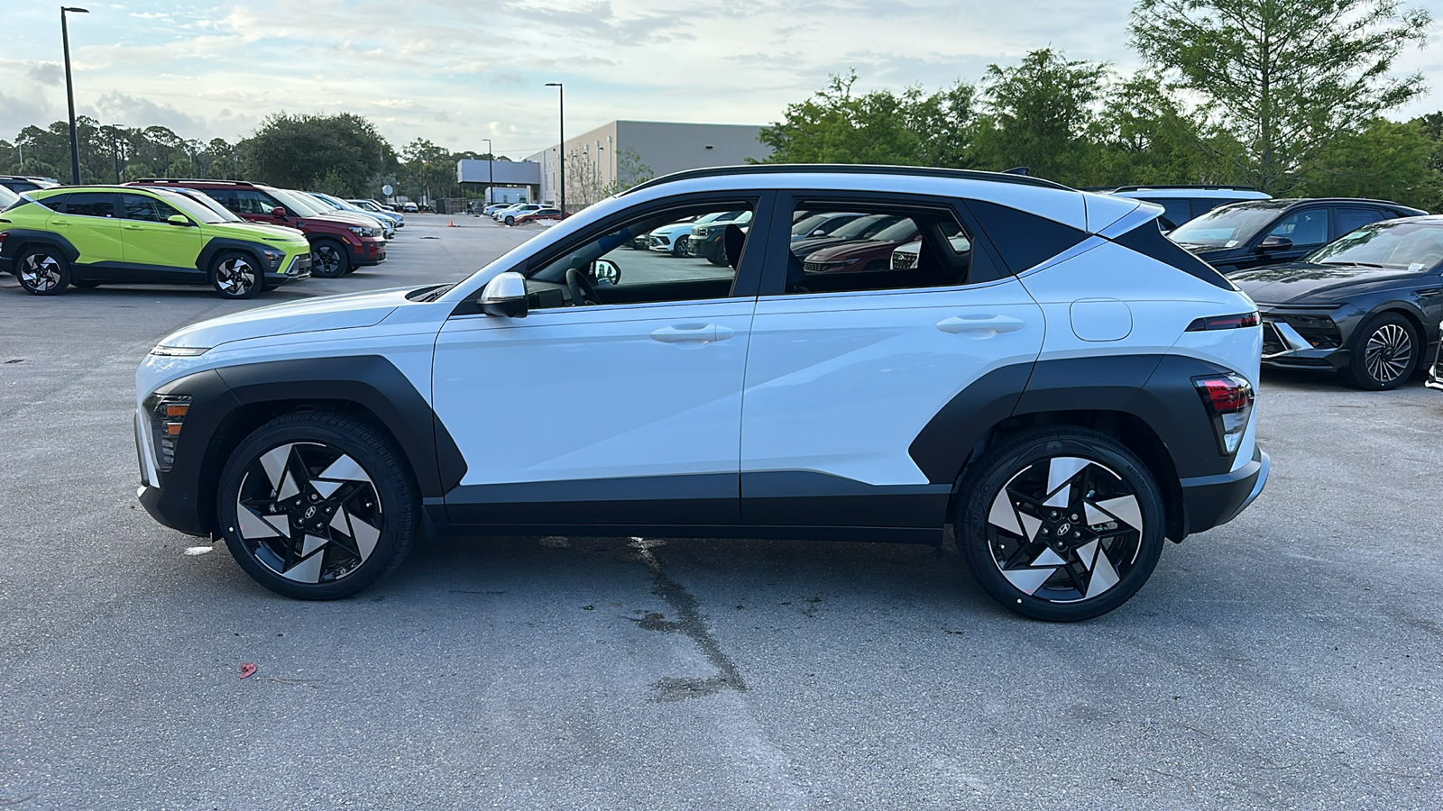 2024 Hyundai Kona Limited 4