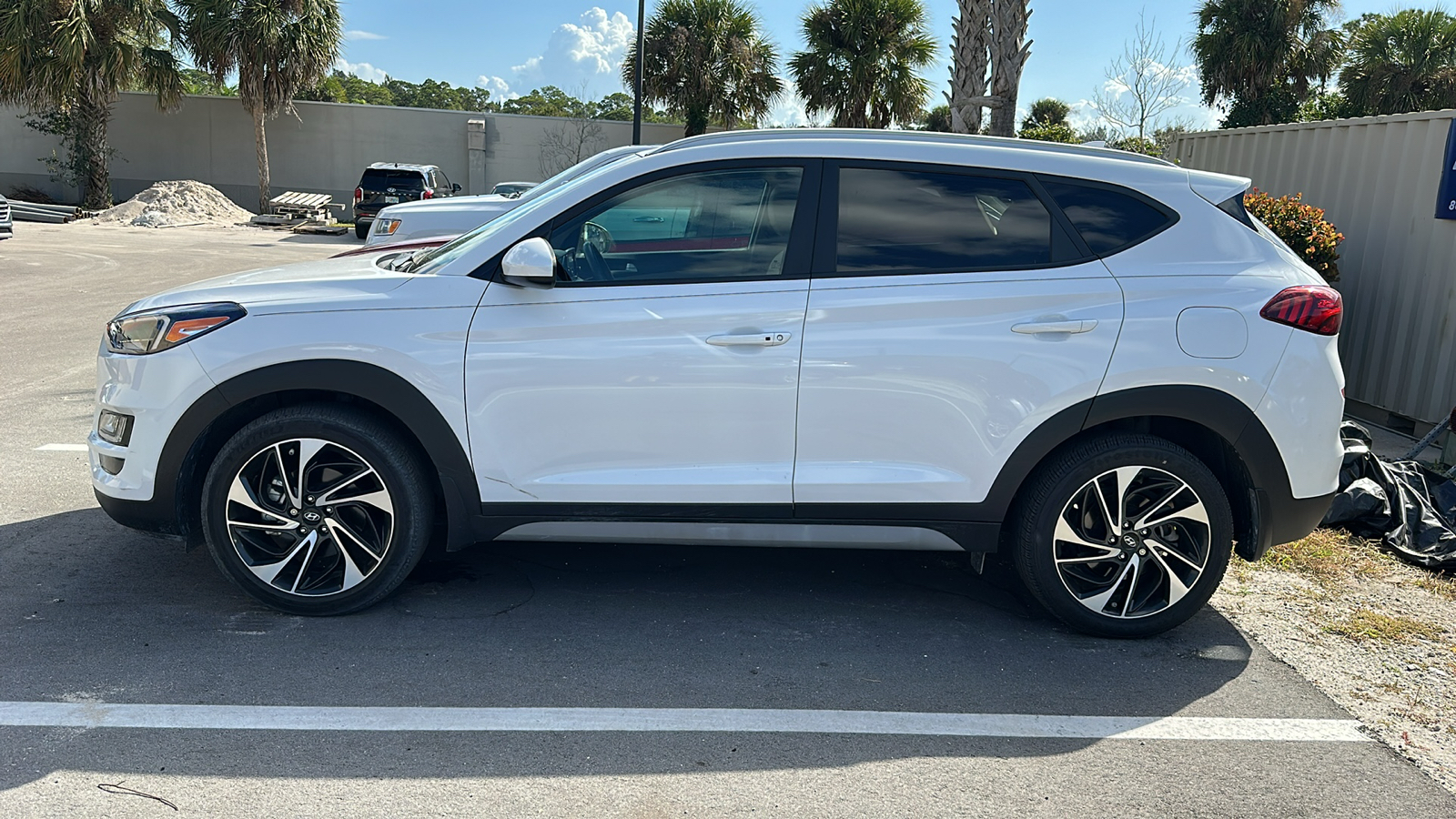 2020 Hyundai Tucson Sport 3