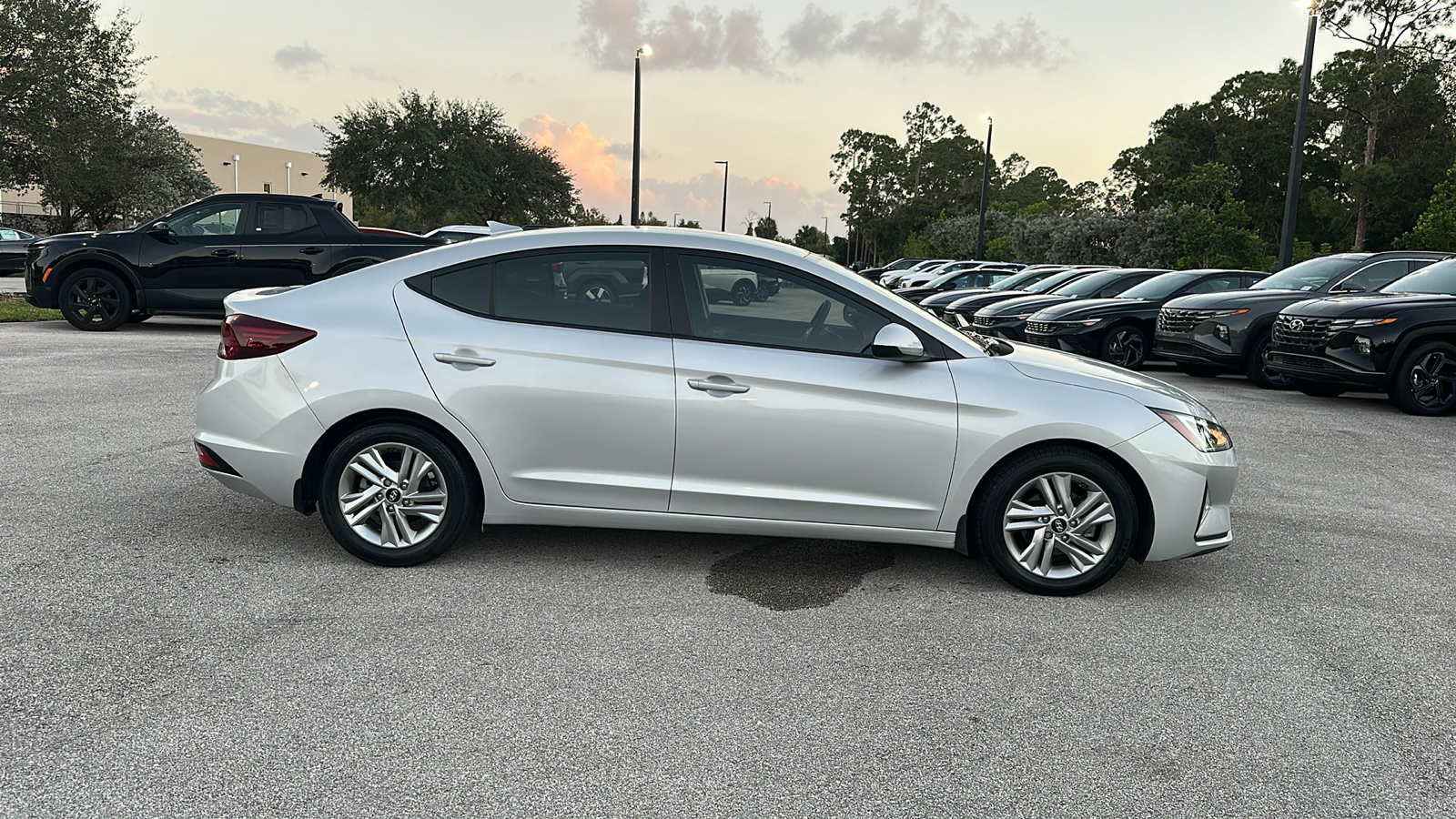 2020 Hyundai Elantra SEL 8