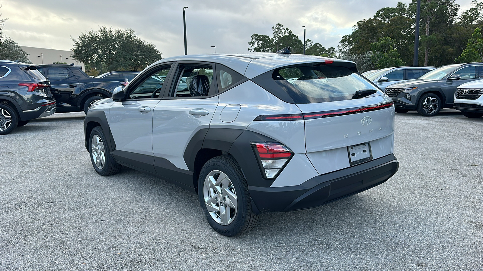 2025 Hyundai Kona SE 5