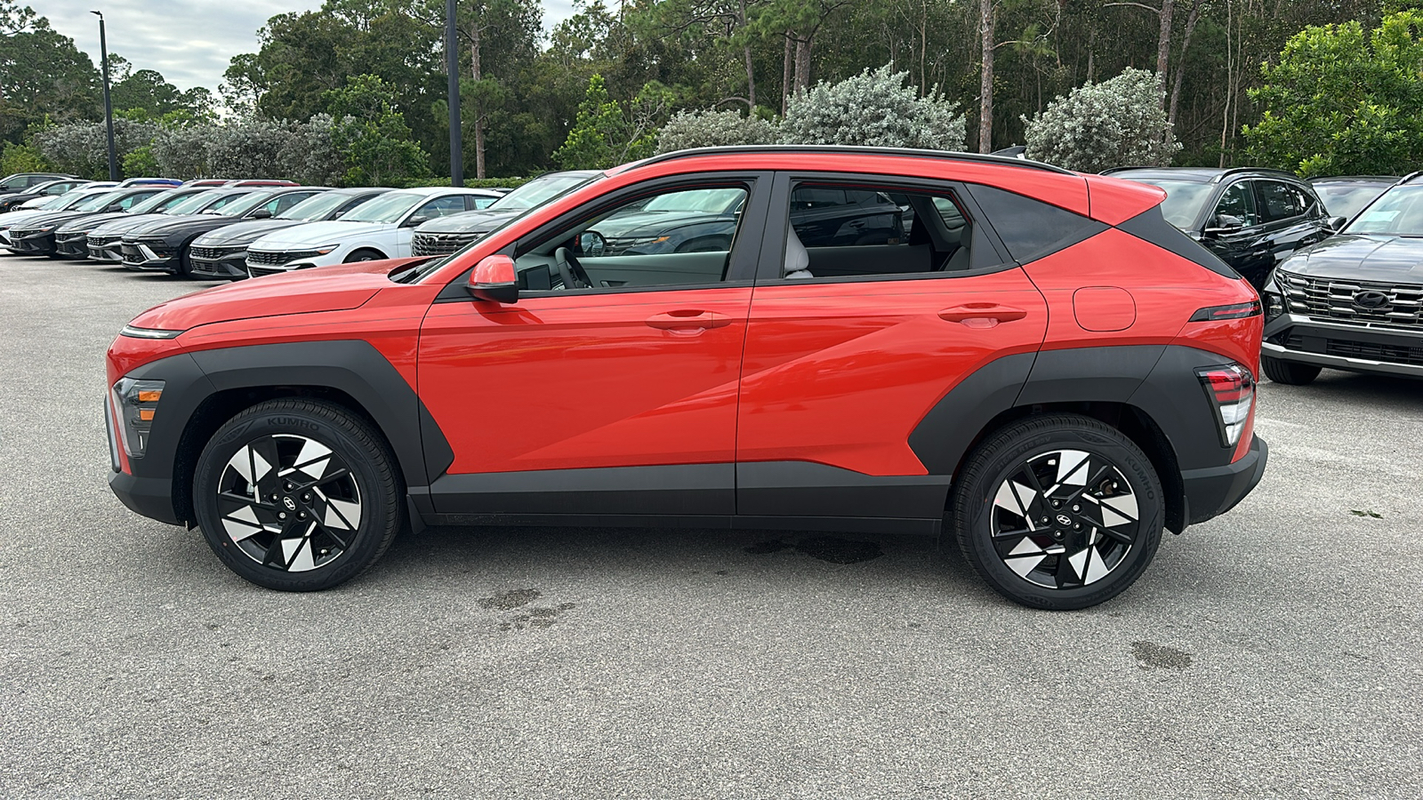 2025 Hyundai Kona SEL 4