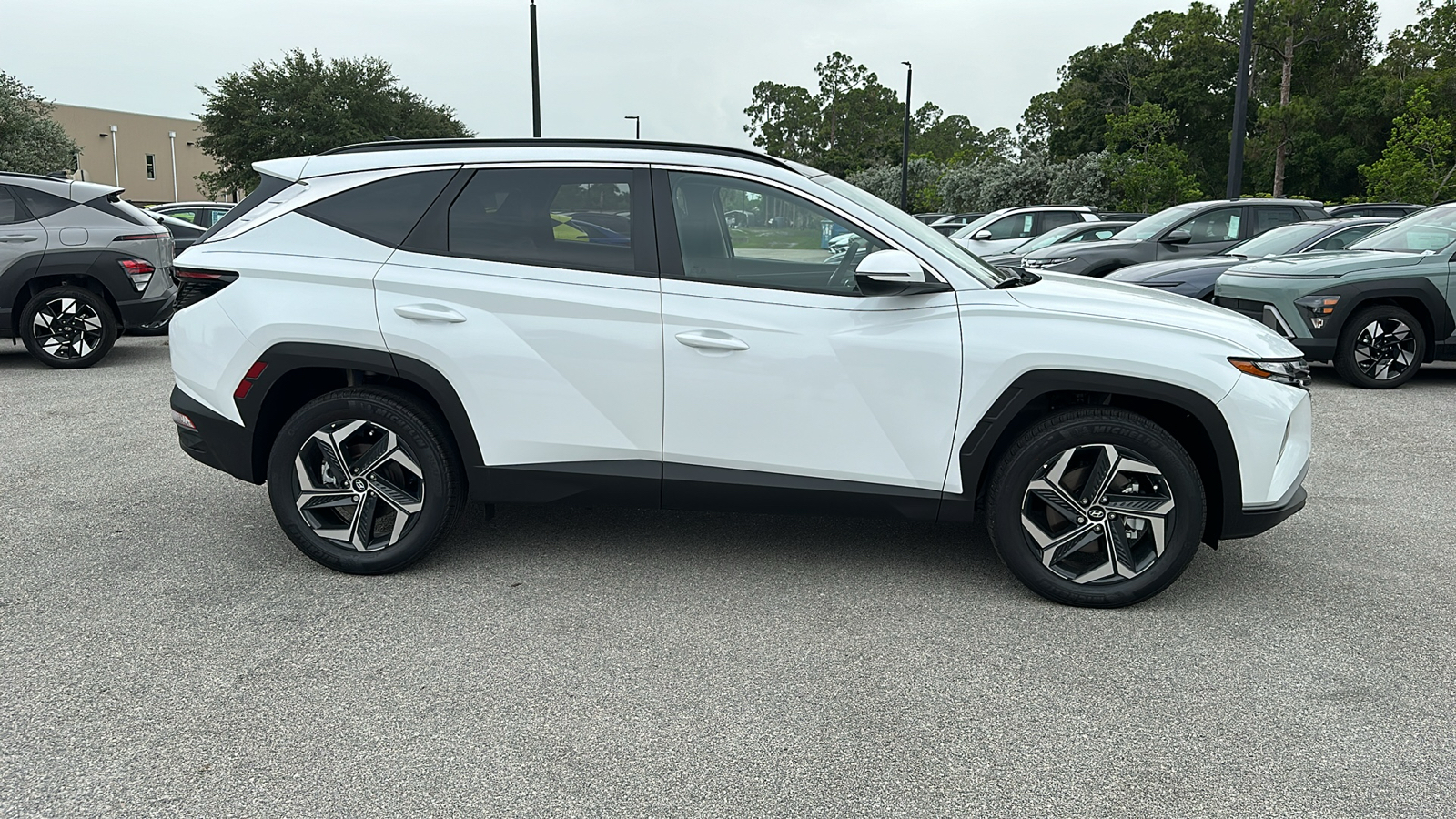 2024 Hyundai Tucson Hybrid SEL Convenience 8