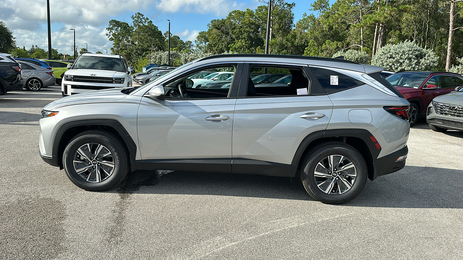 2024 Hyundai Tucson Hybrid Blue 4